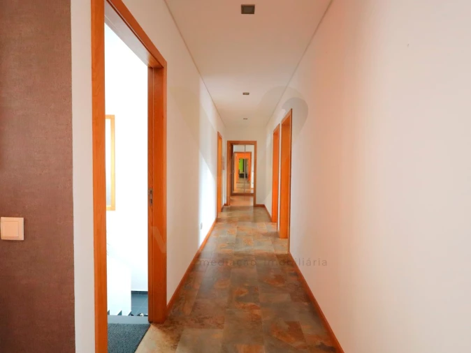 Moradia T3 para Venda em Refoios do Lima Foto 20