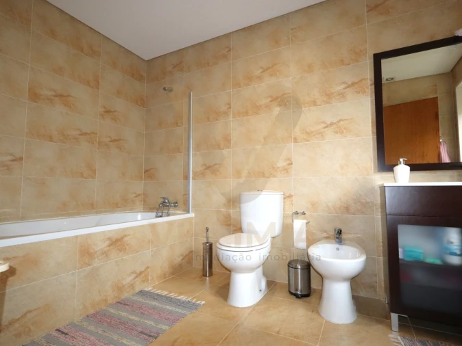 Moradia T3 para Venda em Refoios do Lima Foto 30