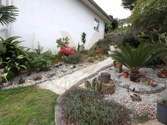 Moradia T3 para Venda em Refoios do Lima Foto 40