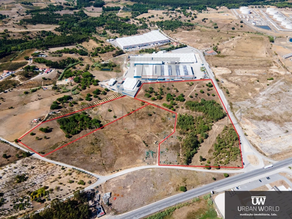 Terreno Comércio / Armazém para Venda em Aveiras de Cima Foto 9