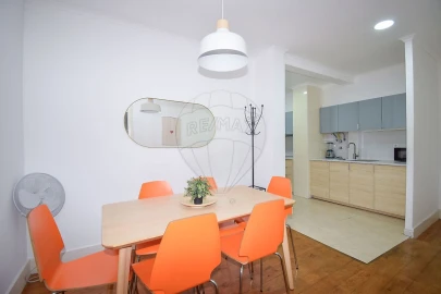 Apartamento T2 para Arrendamento em Arroios