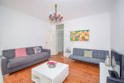 Apartamento T2 para Arrendamento em Arroios