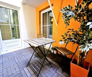 Apartamento T2 para Arrendamento em Arroios