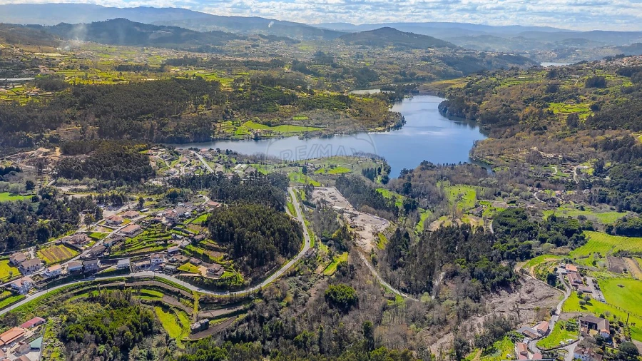 Moradia T2 para Venda em Abragão