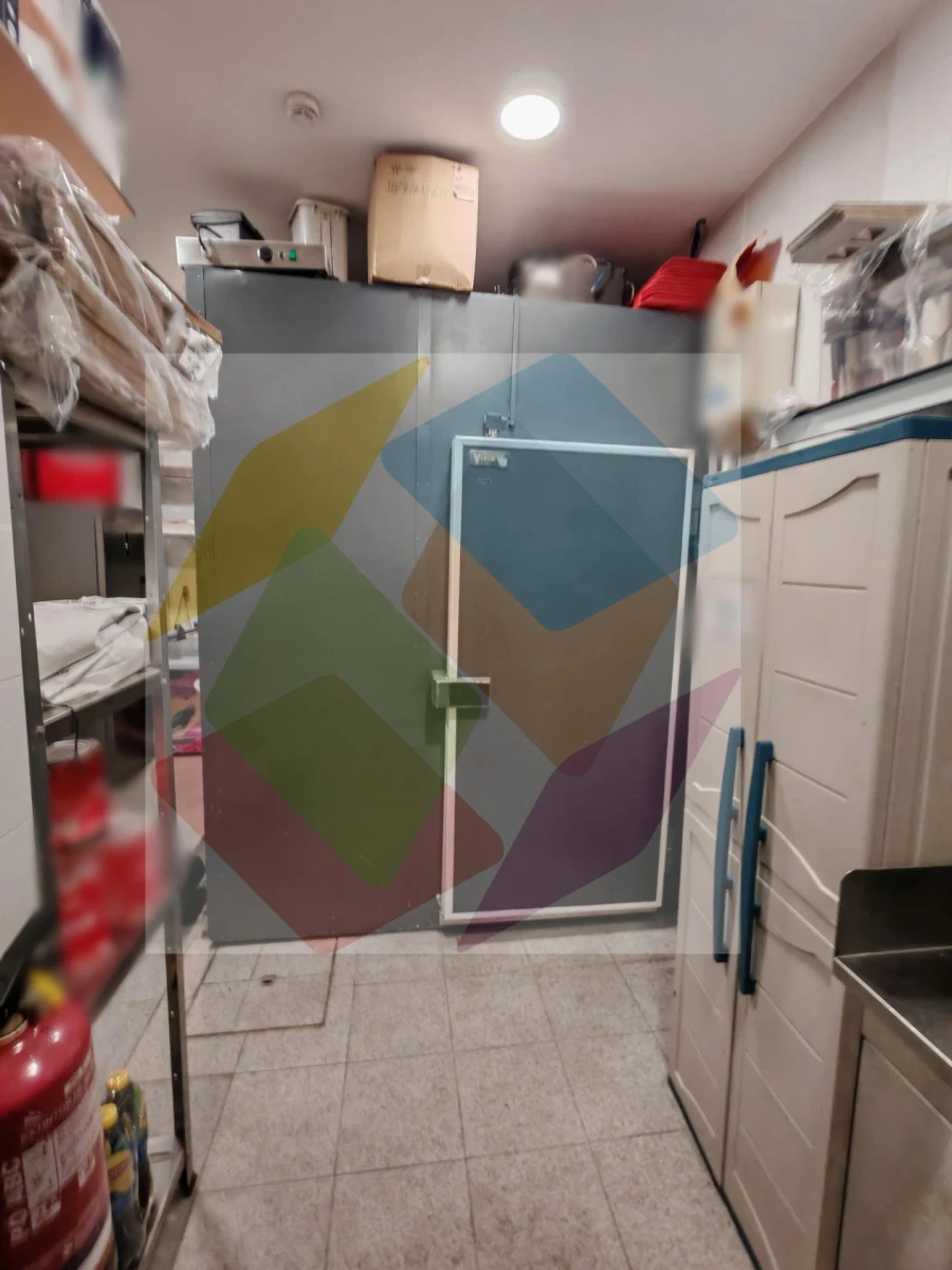 Negócio para Arrendamento em Espinho Foto 10