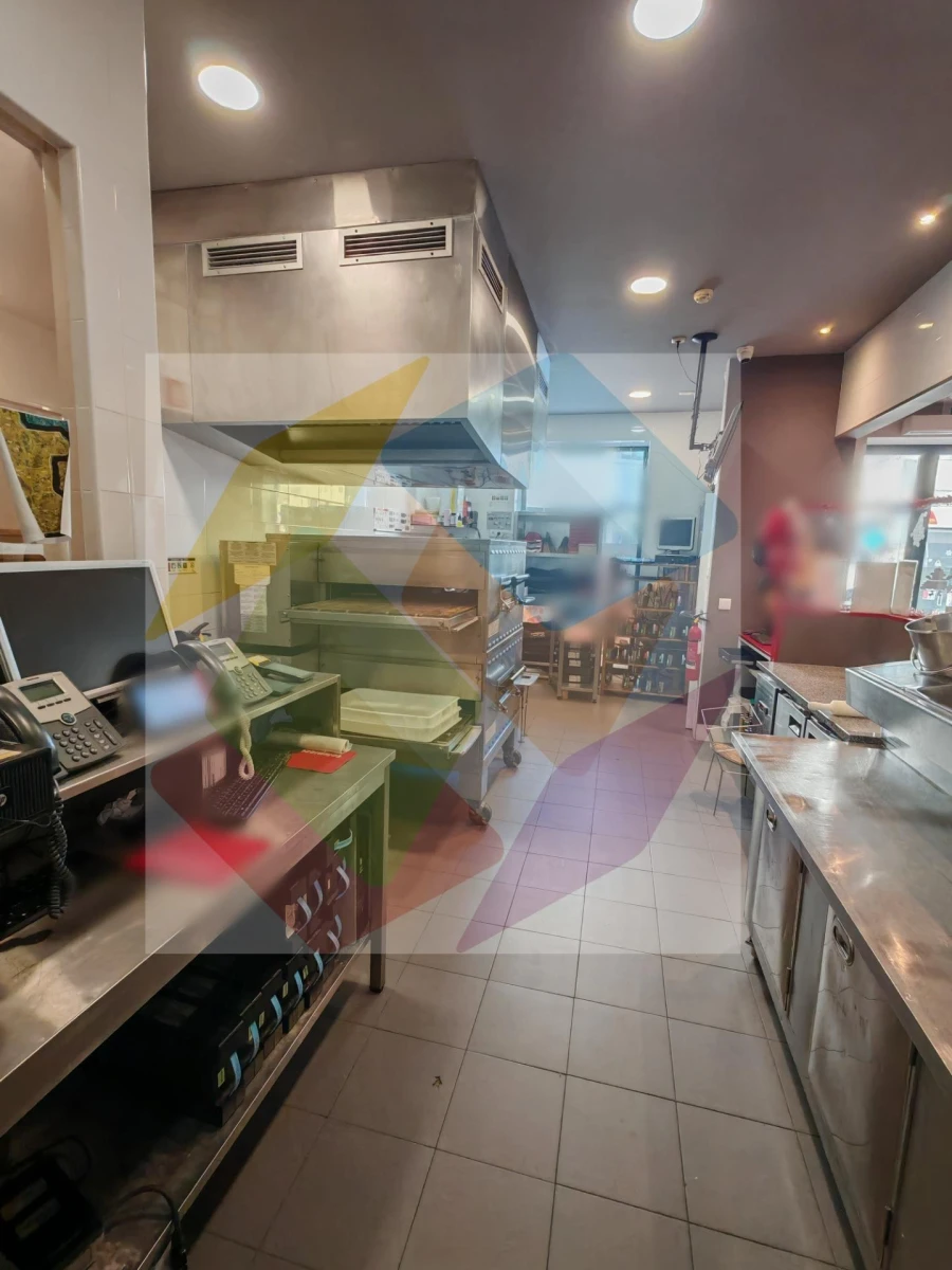 Negócio para Arrendamento em Espinho Foto 9
