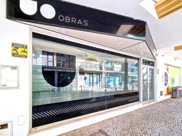 Loja para Venda em Albufeira e Olhos de Água