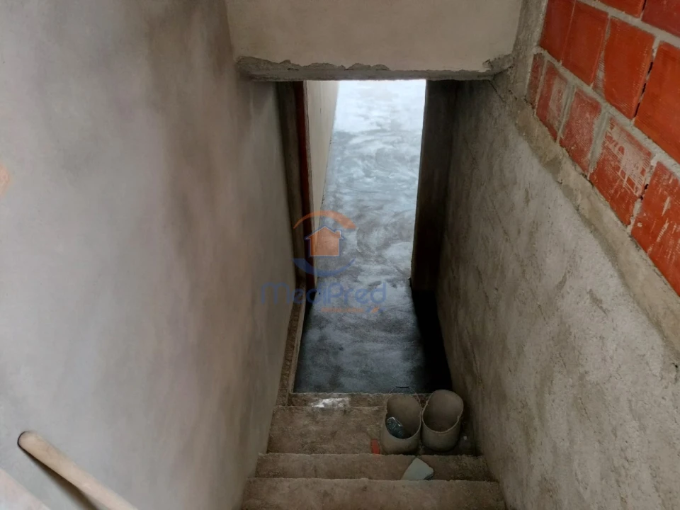 Moradia T4 para Venda em Pontinha e Famões Foto 17