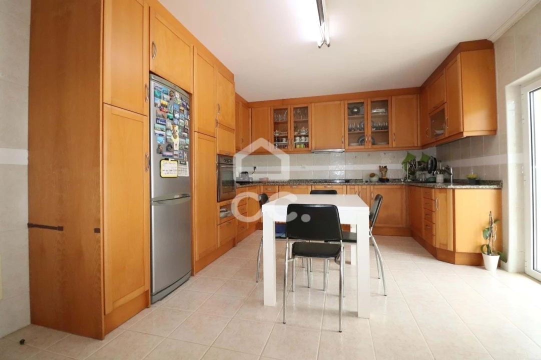 Apartamento T5 para Venda em Assafarge e Antanhol Foto 10