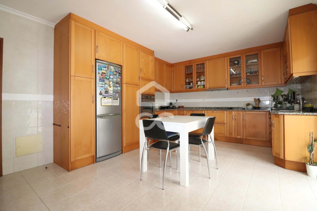 Apartamento T5 para Venda em Assafarge e Antanhol Foto 9