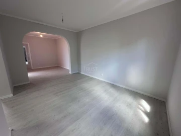 Moradia T2 para Venda em Arco da Calheta