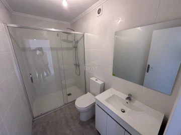 Moradia T2 para Venda em Arco da Calheta