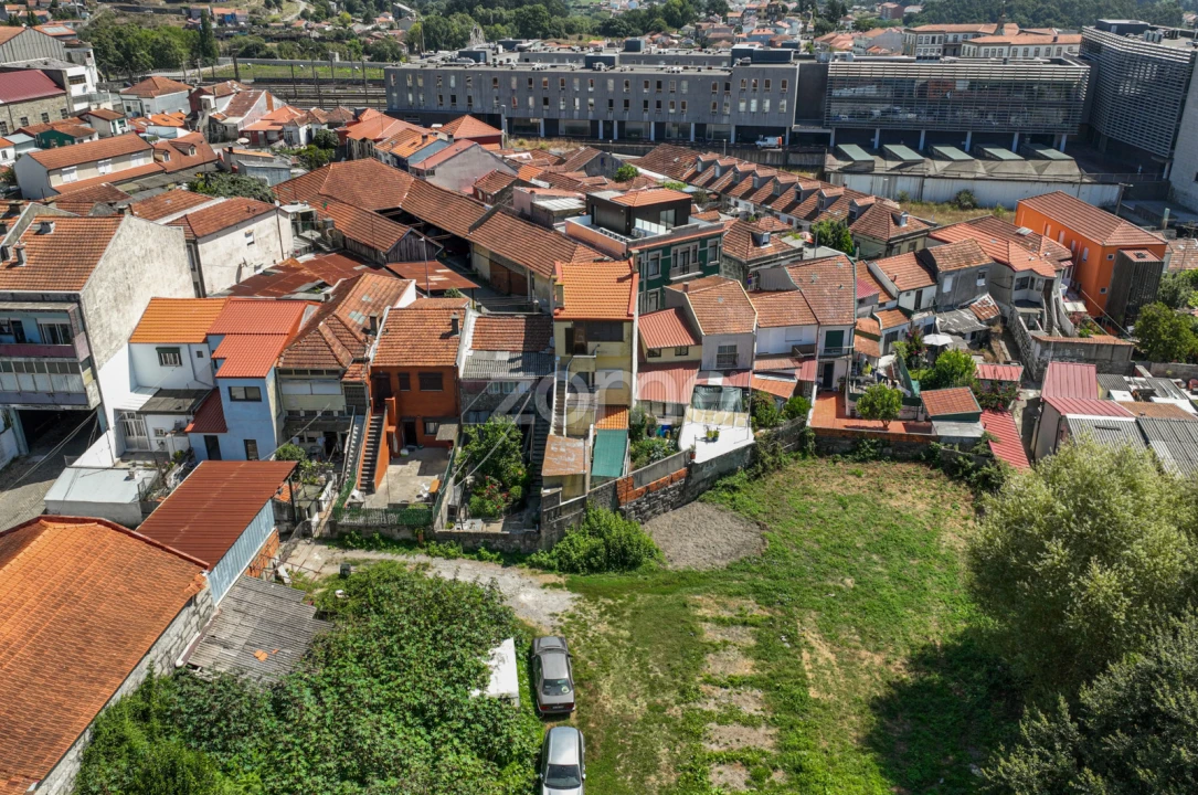 Moradia T9 para Venda em Campanhã Foto 49