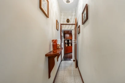 Moradia T9 para Venda em Campanhã