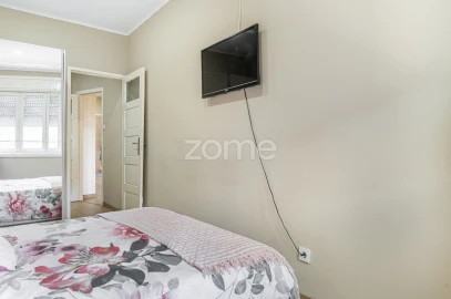 Moradia T9 para Venda em Campanhã