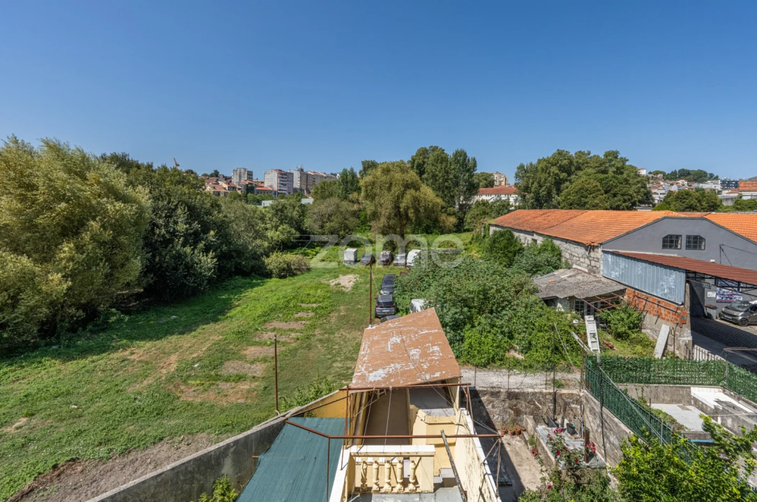 Moradia T9 para Venda em Campanhã Foto 42