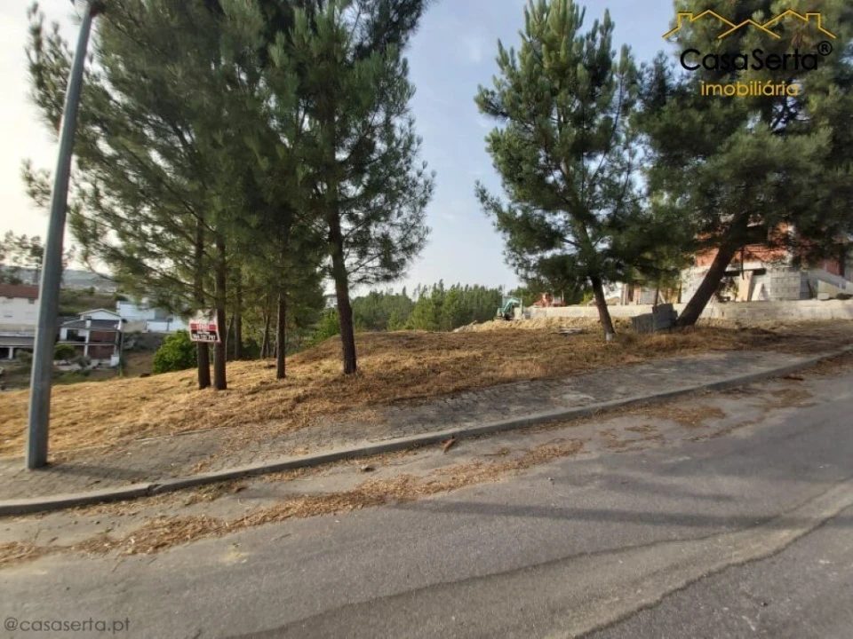 Terreno para Venda em Sertã Foto 1
