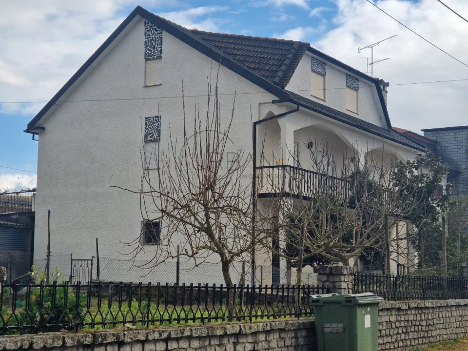 Moradia T4 para Venda em Rua Foto 5