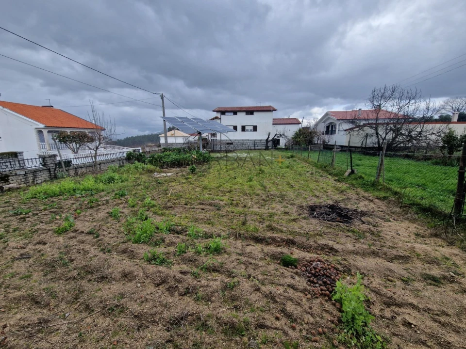 Moradia T4 para Venda em Rua Foto 40