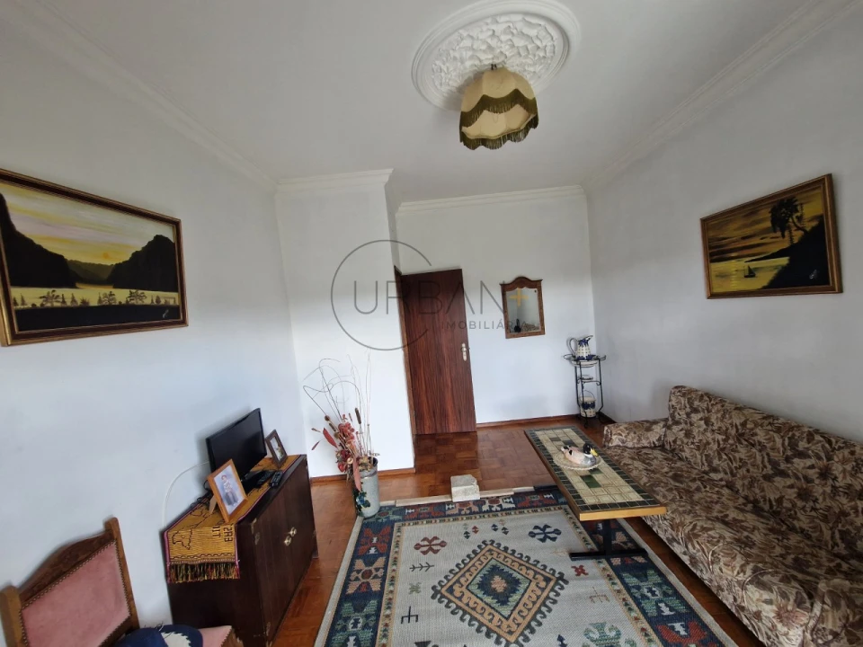 Moradia T4 para Venda em Rua Foto 23