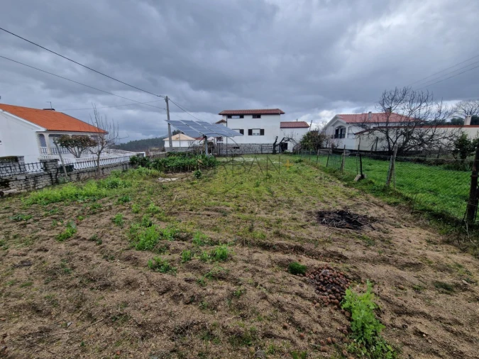 Moradia T4 para Venda em Rua Foto 40