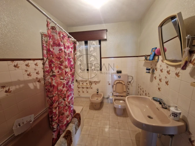 Moradia T4 para Venda em Rua Foto 29