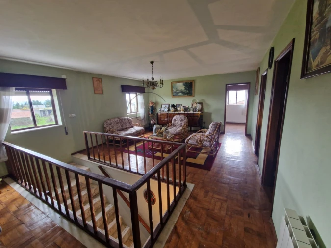 Moradia T4 para Venda em Rua Foto 28