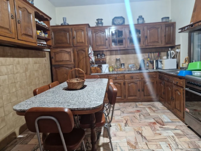 Moradia T4 para Venda em Rua Foto 16