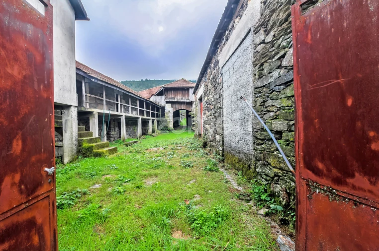 Quinta T4 para Venda em Salto Foto 34