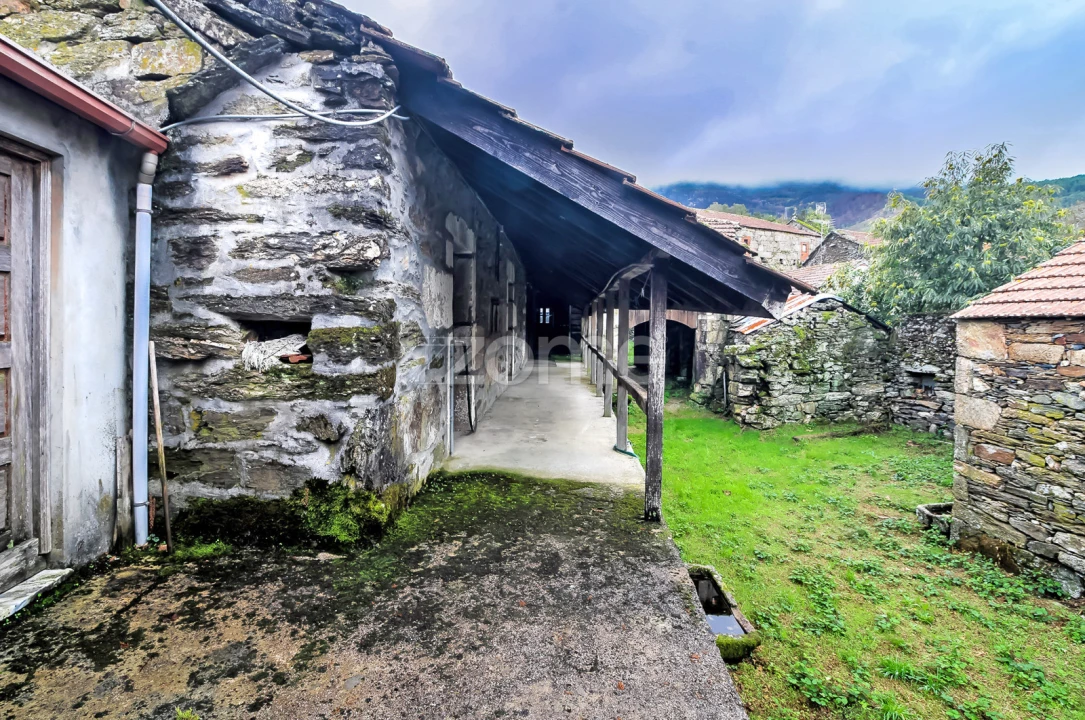 Quinta T4 para Venda em Salto Foto 24