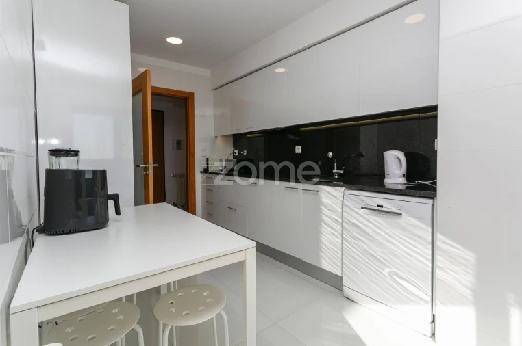 Apartamento T2 para Venda em Paranhos Foto 21