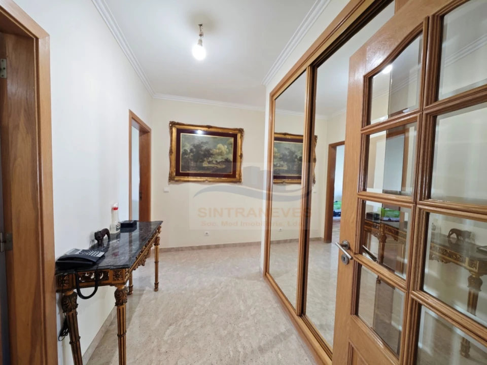 Apartamento T3 para Venda em Ramada e Caneças Foto 18