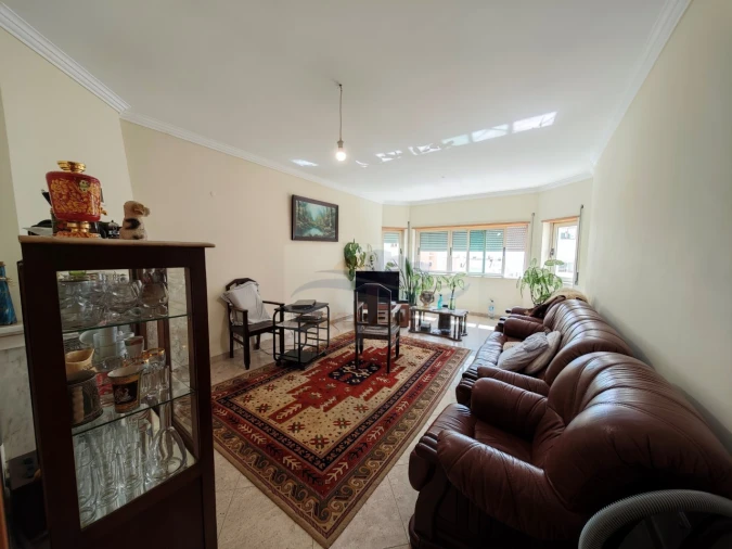 Apartamento T3 para Venda em Ramada e Caneças Foto 6