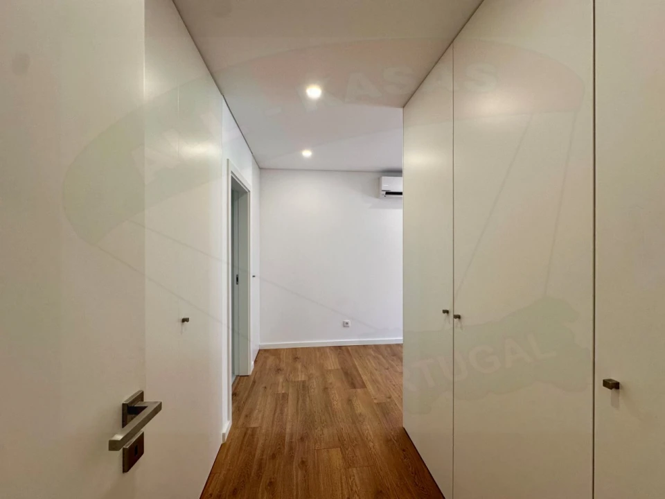 Apartamento T3 para Venda em Águas Livres Foto 8