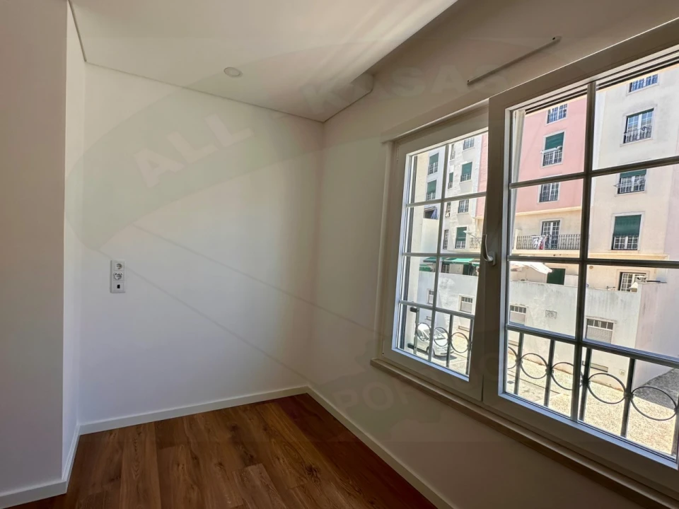 Apartamento T3 para Venda em Águas Livres Foto 18