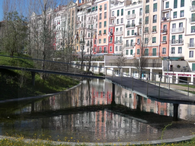 Apartamento T3 para Venda em Águas Livres Foto 27
