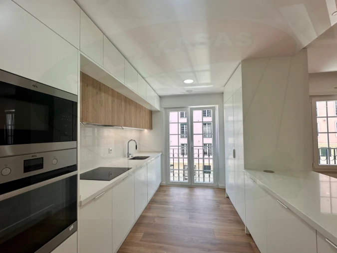 Apartamento T3 para Venda em Águas Livres Foto 2