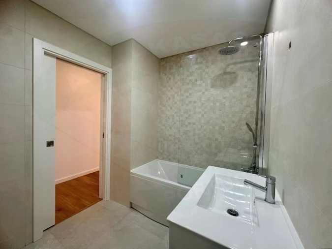 Apartamento T3 para Venda em Águas Livres Foto 7