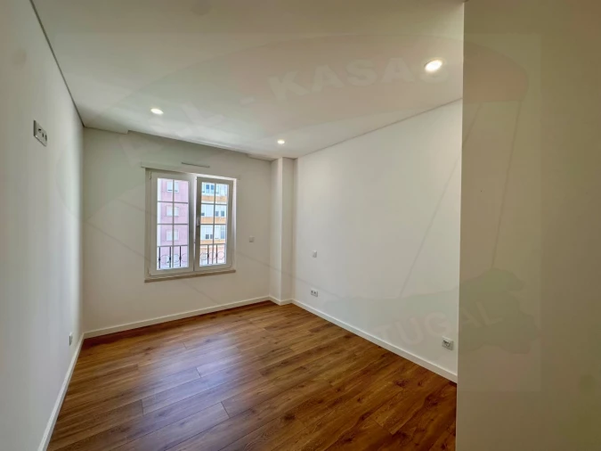 Apartamento T3 para Venda em Águas Livres Foto 11