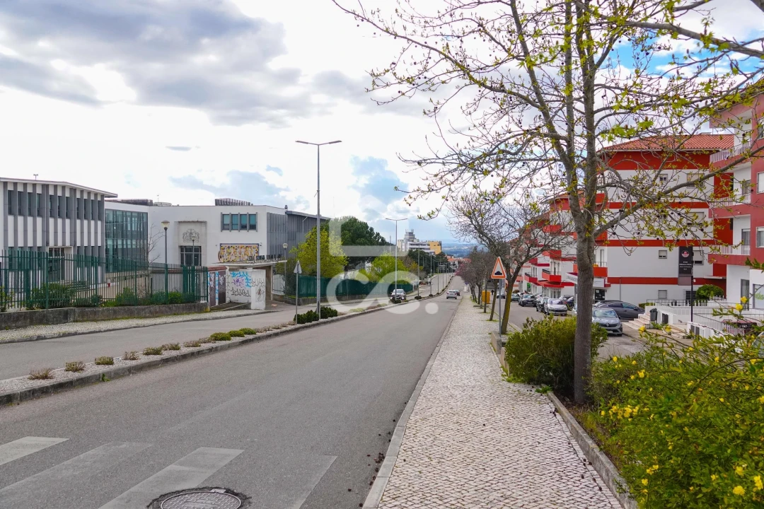 Garagem para Venda em Abrantes (São Vicente e São João) e Alferrarede Foto 11
