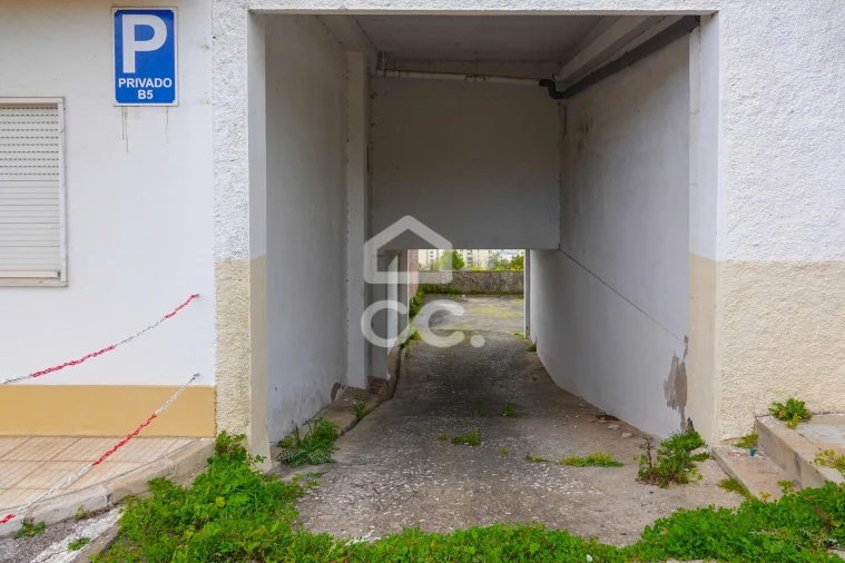 Garagem para Venda em Abrantes (São Vicente e São João) e Alferrarede Foto 2