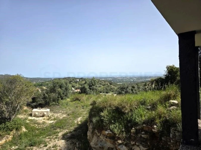 Moradia T4 para Venda em Santa Barbara de Nexe Foto 38