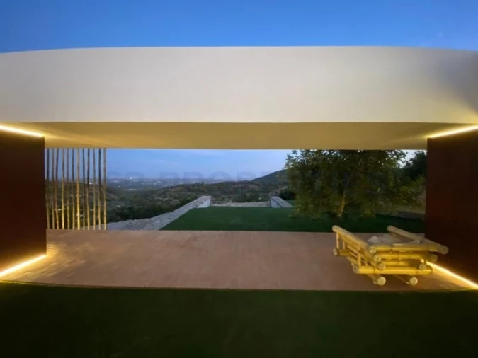 Moradia T4 para Venda em Santa Barbara de Nexe Foto 78