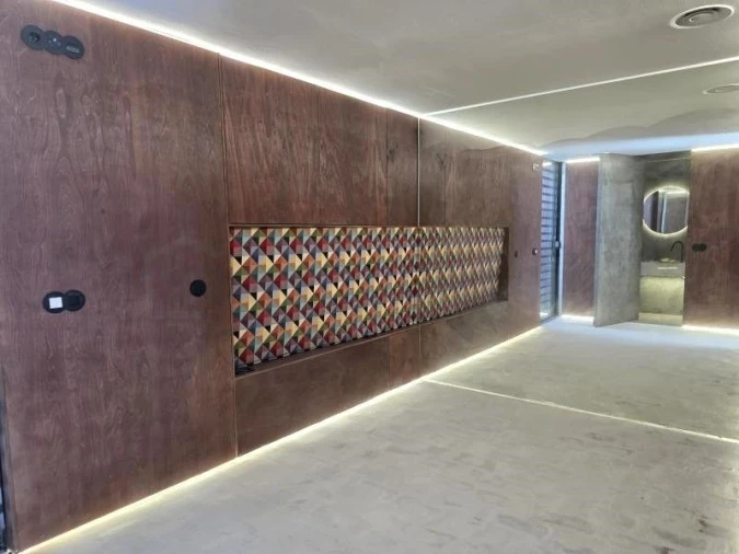 Moradia T4 para Venda em Santa Barbara de Nexe Foto 14