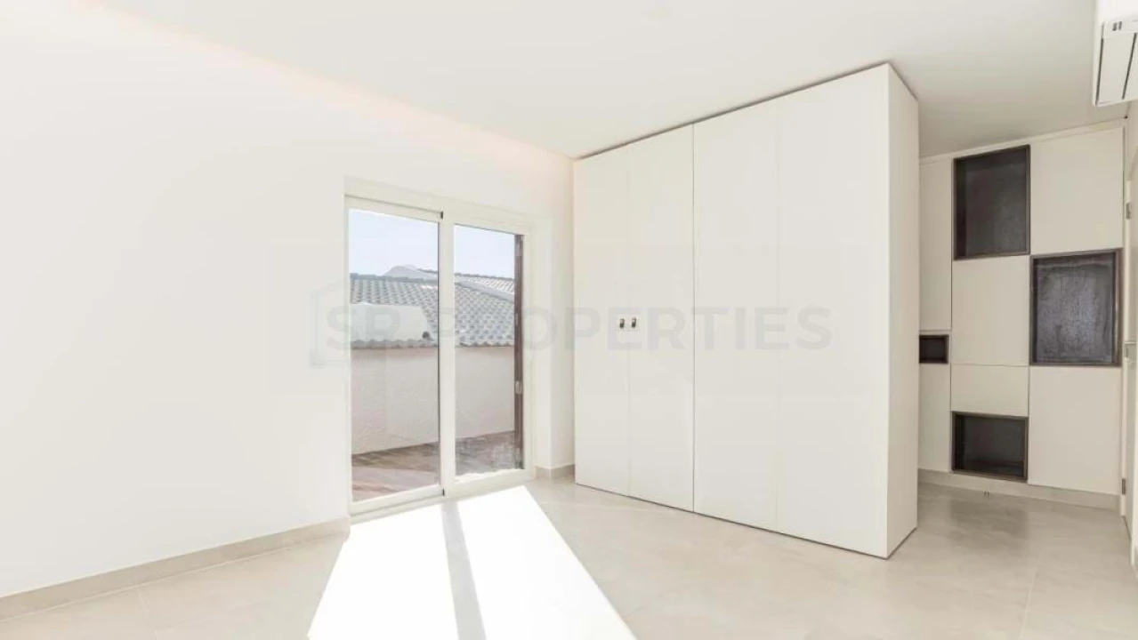 Apartamento T3 para Venda em Quarteira Foto 11