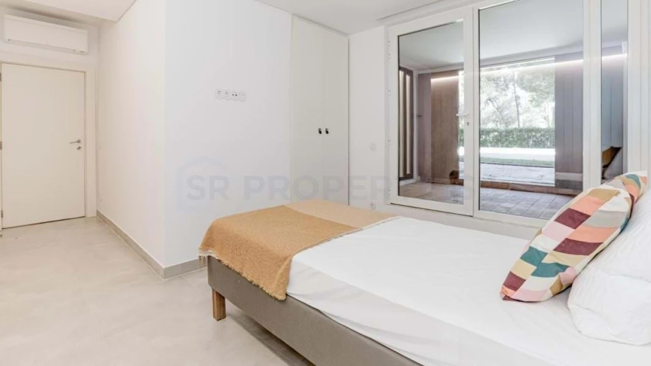 Apartamento T3 para Venda em Quarteira Foto 12