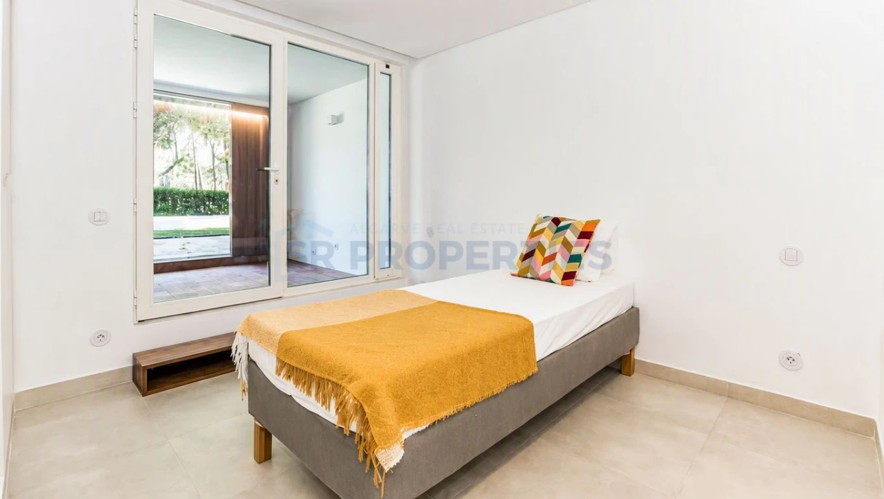 Apartamento T3 para Venda em Quarteira Foto 7