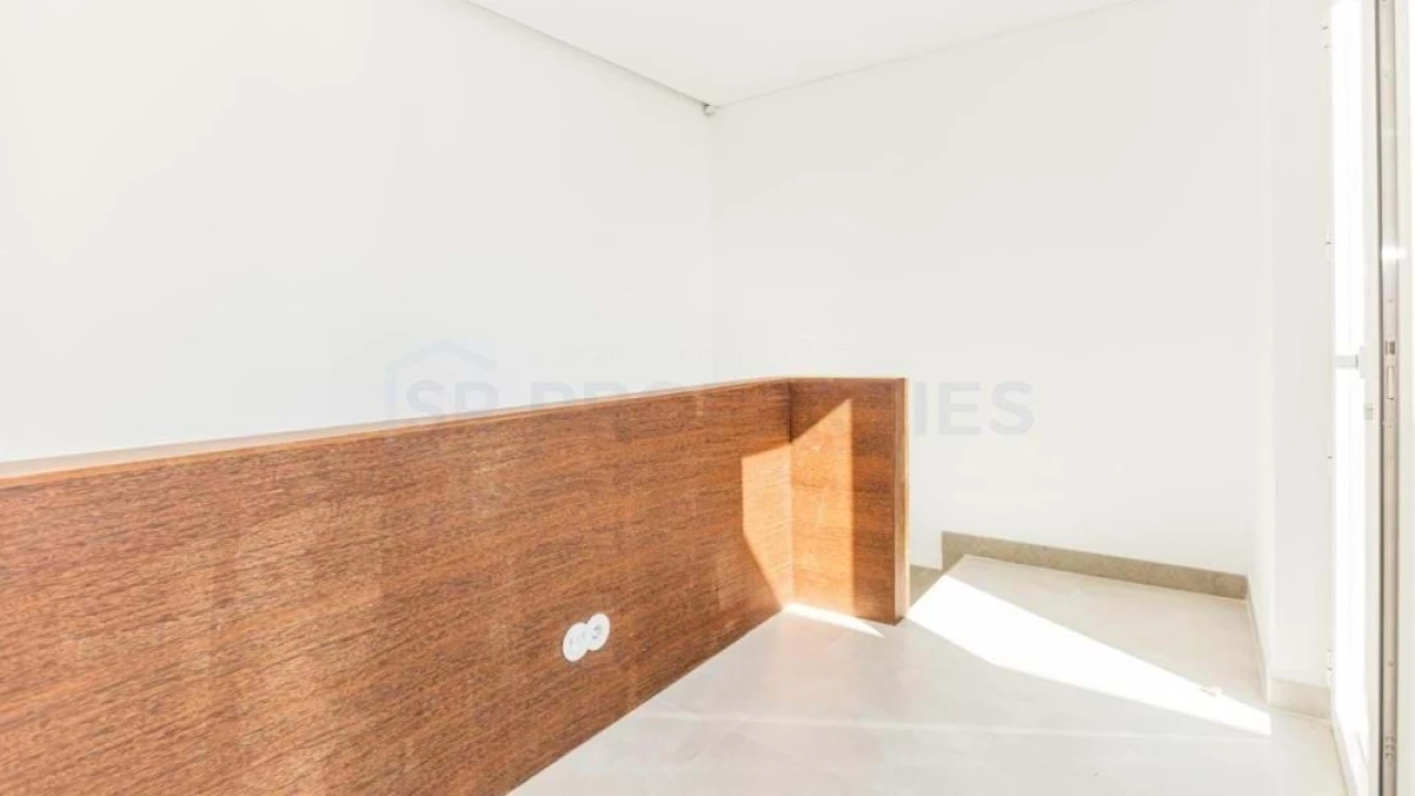 Apartamento T3 para Venda em Quarteira Foto 13