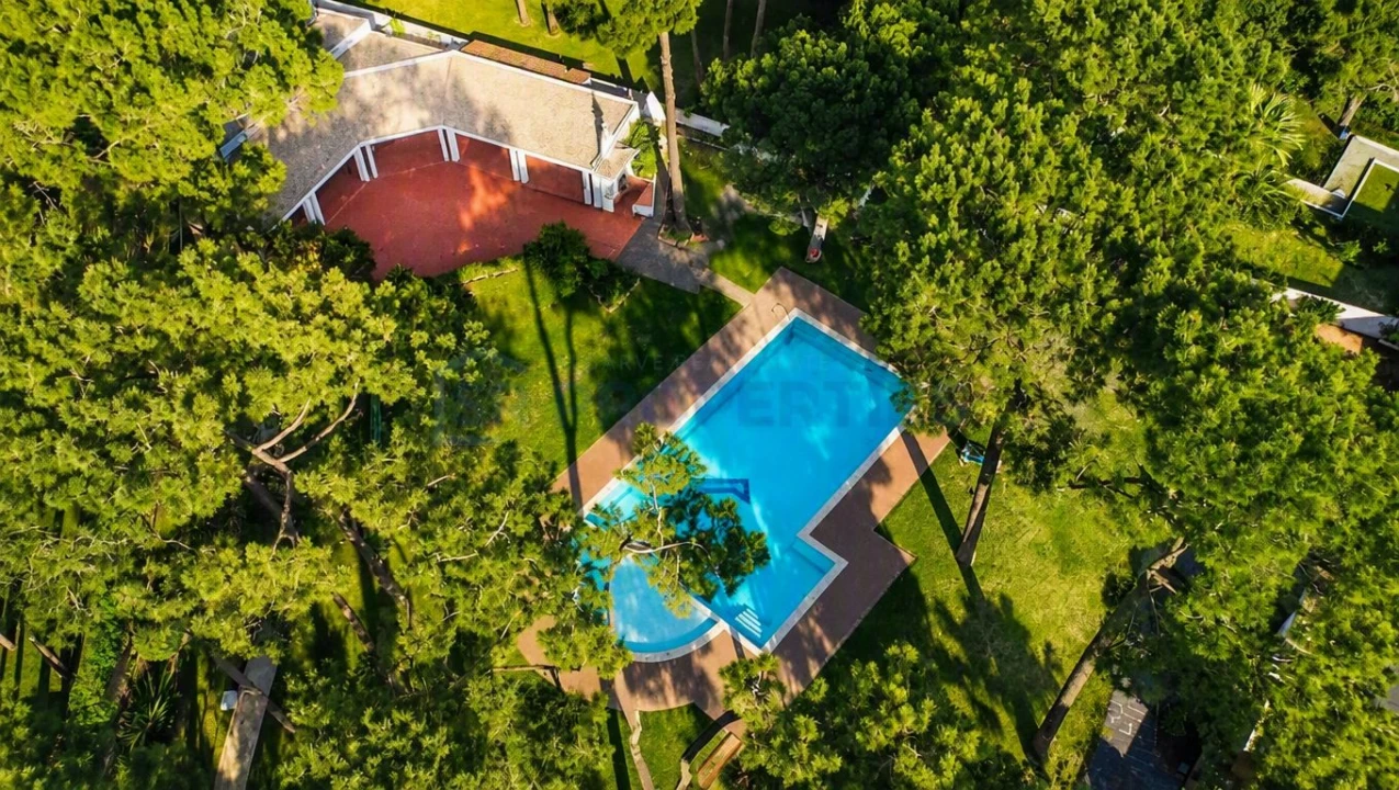 Apartamento T3 para Venda em Quarteira Foto 53