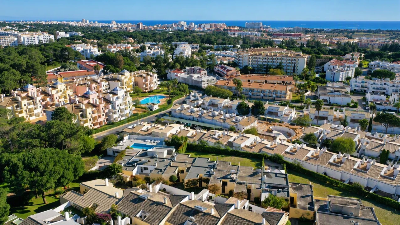 Apartamento T3 para Venda em Quarteira Foto 54